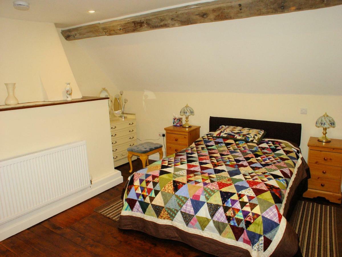 Glencoed B&B Wrexham Extérieur photo